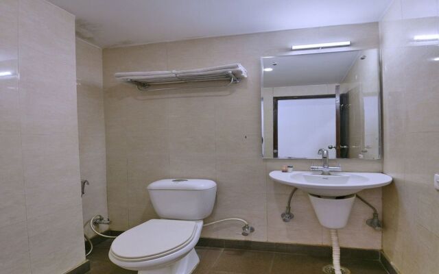OYO 1721 Hotel Crown Royale