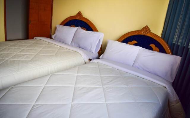 Hotel Adas Palace