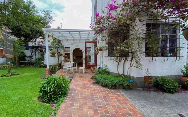 Hostal Sakti