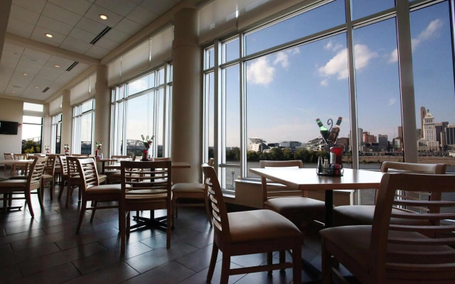 Embassy Suites by Hilton Cincinnati RiverCenter