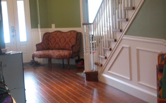 Chesterfield Inn