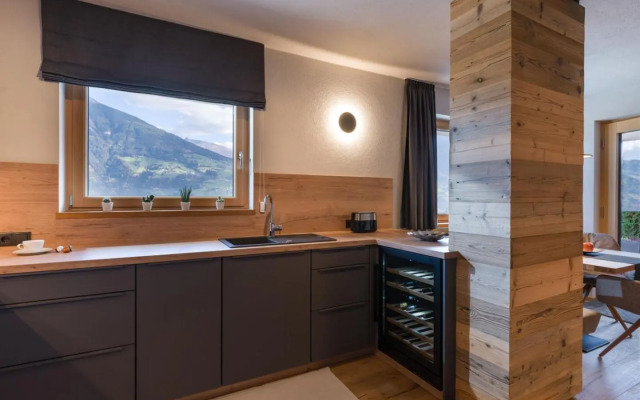 Van's Place, Luxury Apartment