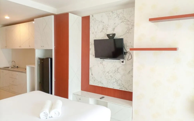 Elegant And Minimalist Studio At Mataram City Apartment