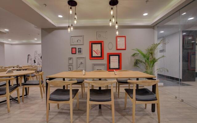Oyo Townhouse 114 Eureka Grand