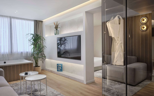Nur Aparthotel Athens
