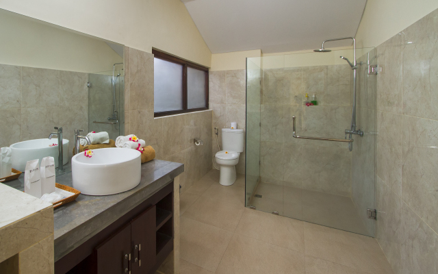 Bali Taman Beach Resort & Spa - Lovina