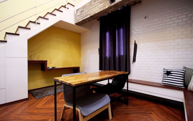 Iksan Roman Drive-in Hotel