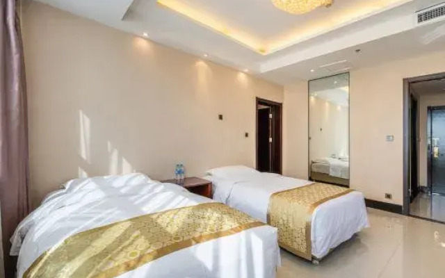 East River International Hotel