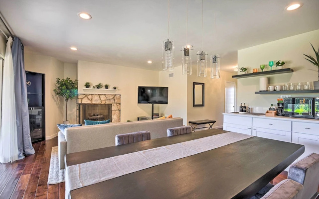 Los Angeles Suite w/ Covered Patio Area!