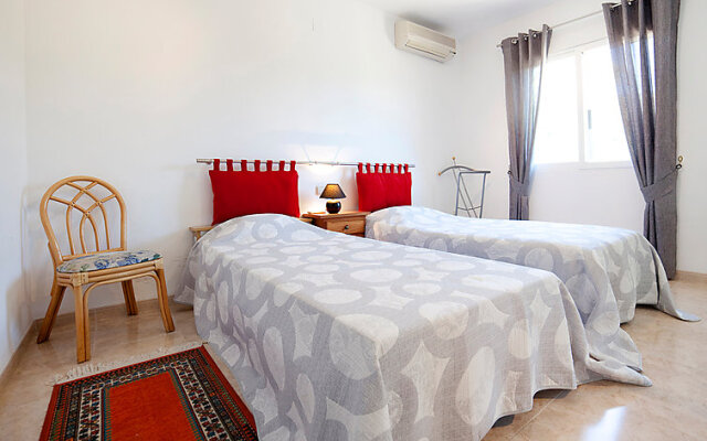 Ingy - Three Bedroom