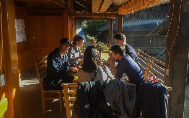 Hmong Sister House - Hostel