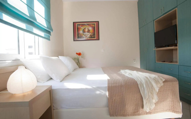 Anthemis Luxury Villas