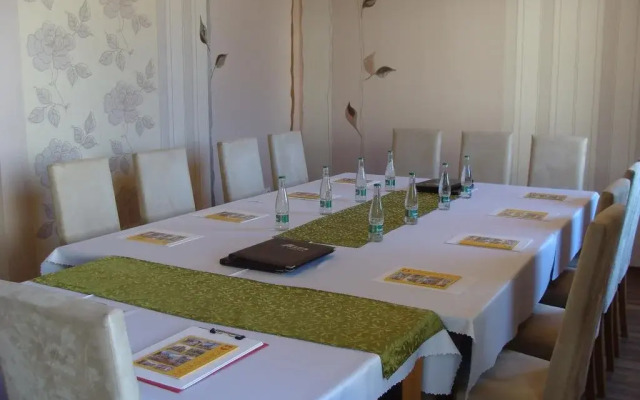 Hotel Alfa***