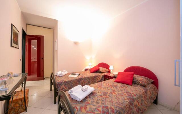 La Casa Di Lalla 1 km From sea