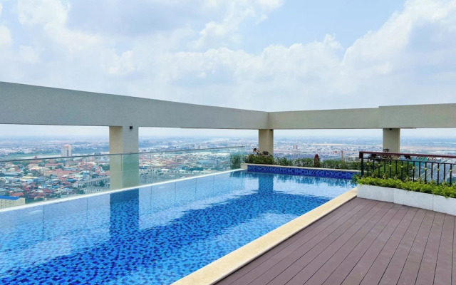 Versailles Square by Soben Homes
