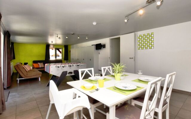 Magnificent Detached House with Sauna for Nature Lovers
