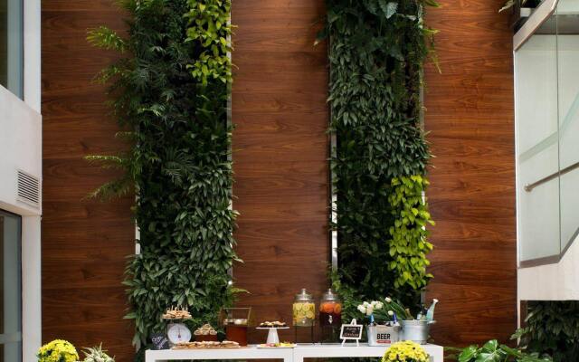 Courtyard by Marriott Lima Miraflores