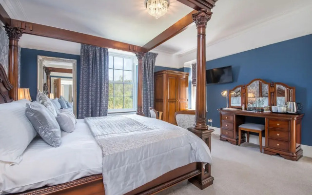 Llys Aeron Guest House