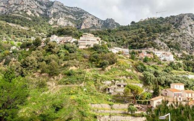 Charmant 2 pieces frontiere Monaco