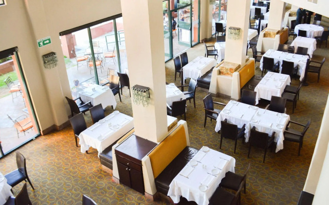 Hotel Coral And Marina