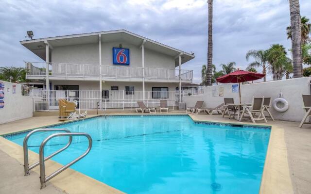 Motel 6 El Monte, CA - Los Angeles