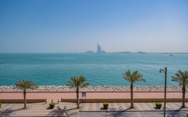 Luxe Getaways Palm Jumeirah