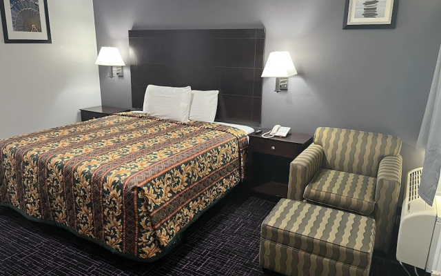 Broadway Inn