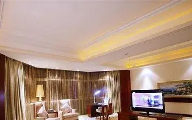 Zhuorui Hotel