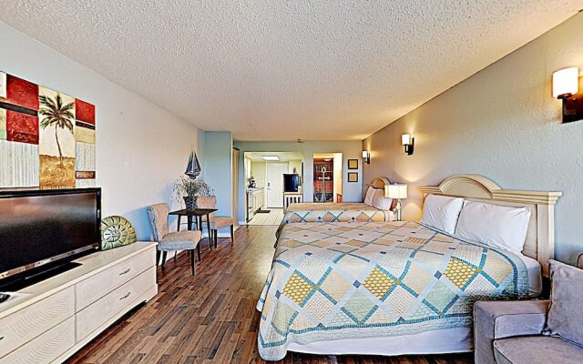 126 SB-Sail Away by RedAwning