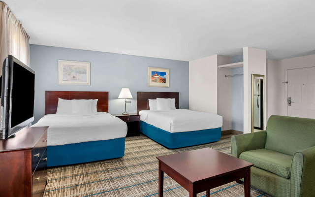 MainStay Suites Addison-Dallas