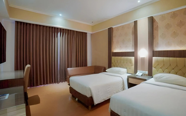 Cor Hotel Purwokerto – Guest Rooms – Purwokerto