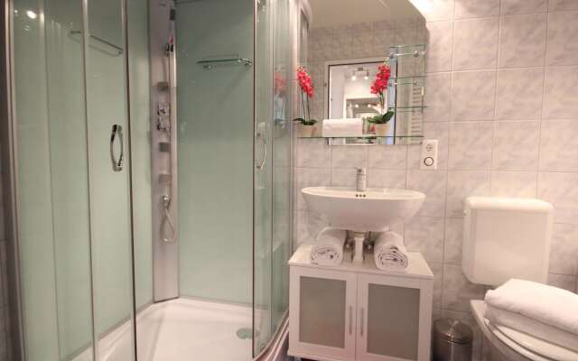 Cosy Apartment in Kirchberg with Balcony