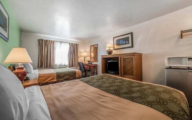 Ameri-Stay Inn & Suites