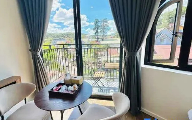 QR Hotel Dalat