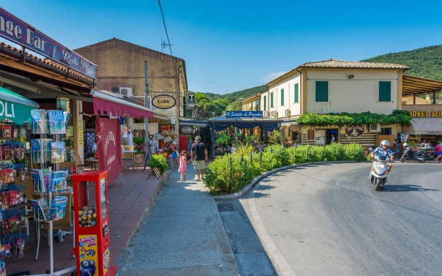 Red Mullet House in Procchio