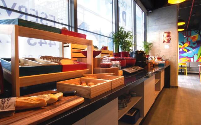 ibis Budget Bogota Marly