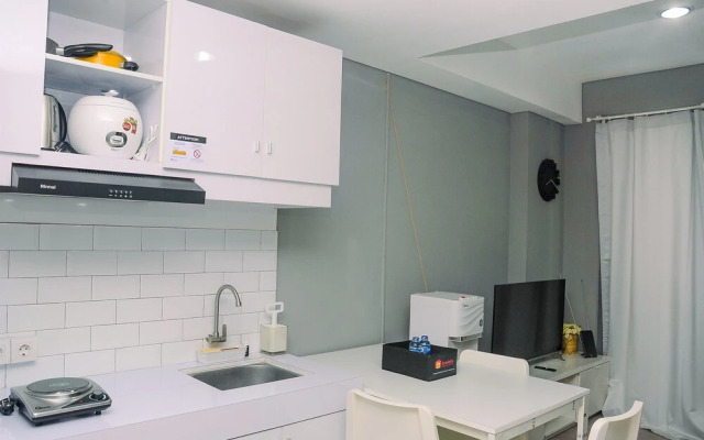 Beautiful and Comfy 2BR Apartment at Royal Olive Residence