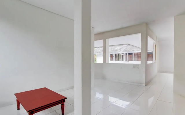 OYO 94756 23 Residence