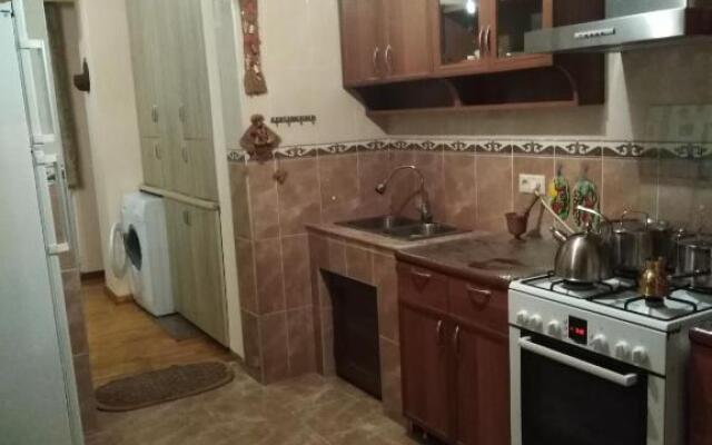 Kobuleti. Rustaveli Str. 162J. 37