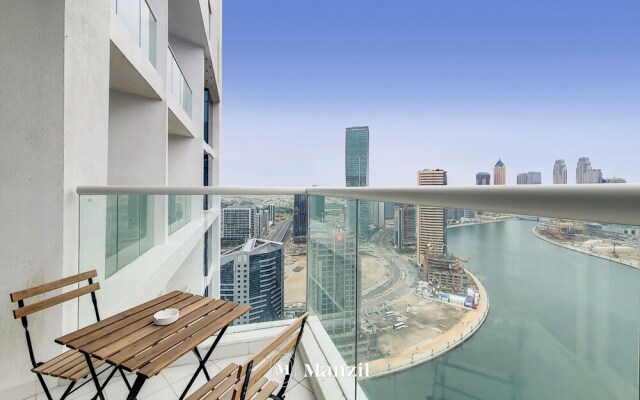 Manzil - 1BR in Business Bay w Burj & Canal Views