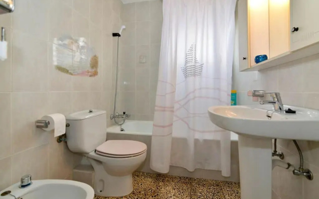 Oasis Close Barcelona Pool Tennis Beach