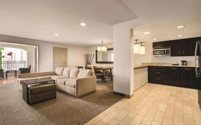 Homewood Suites by Hilton Tucson/St. Philip's Plaza Univ