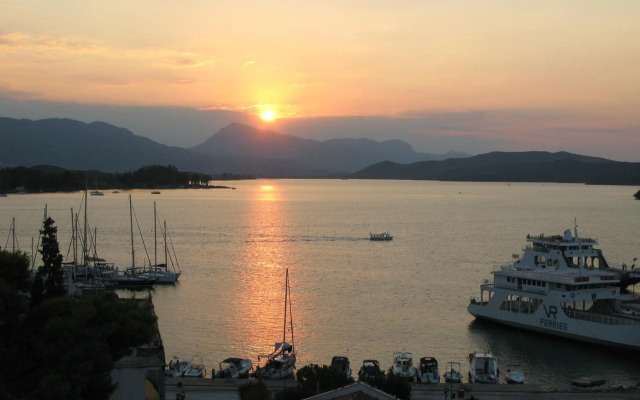 Dimitra Boutique Hotel