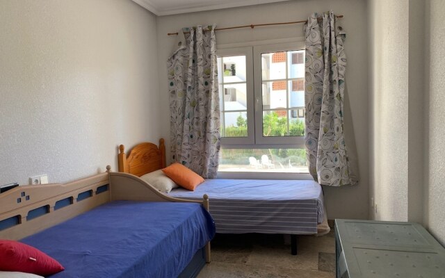 Sunny apartment in Albir el Point