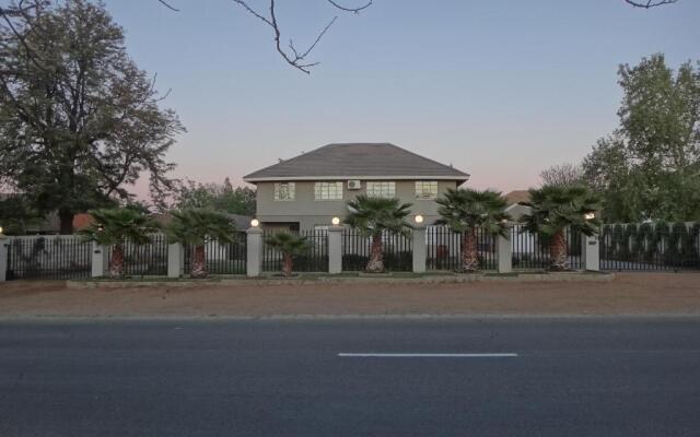 Modern Goldfields Apartments