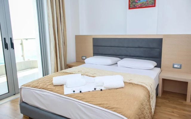 Hotel Saranda Palace