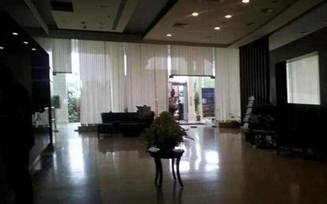 Royal Orchid Central
