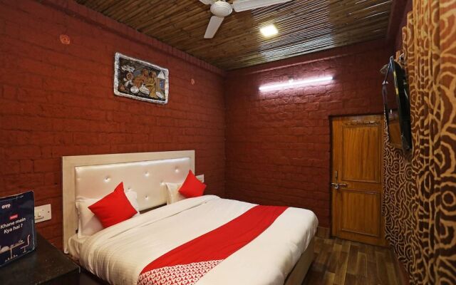 OYO 29068 The Green Petal Resort