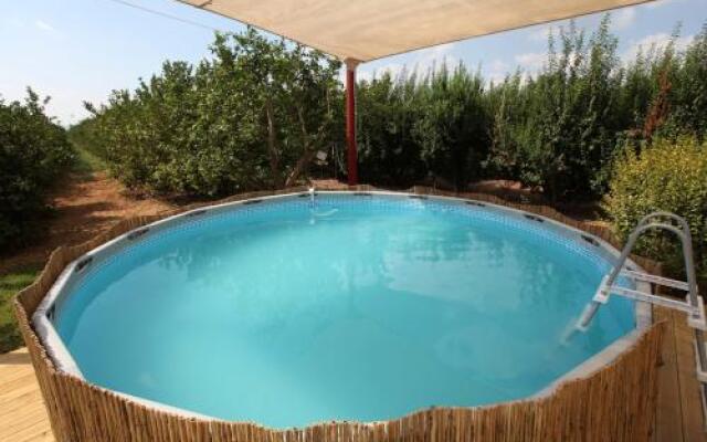 Cabins Tammuz