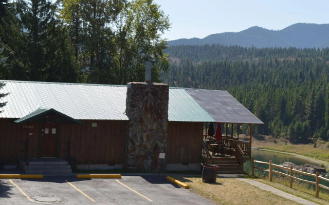 Rimrock Lodge